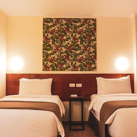 Hotel Sentro לגאזפי מראה חיצוני תמונה