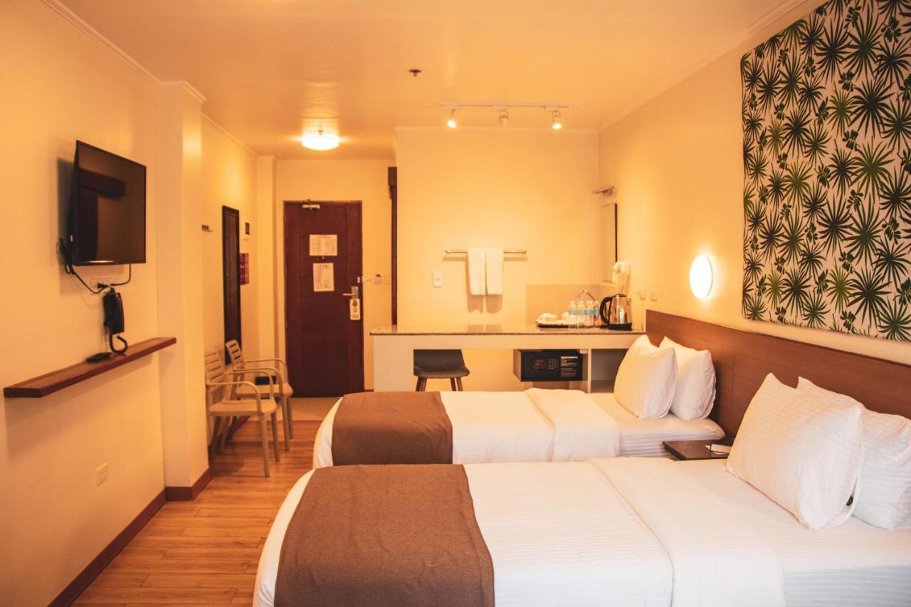 Hotel Sentro לגאזפי מראה חיצוני תמונה